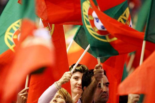 Новым президентом Португалии стал бывший телеведущий