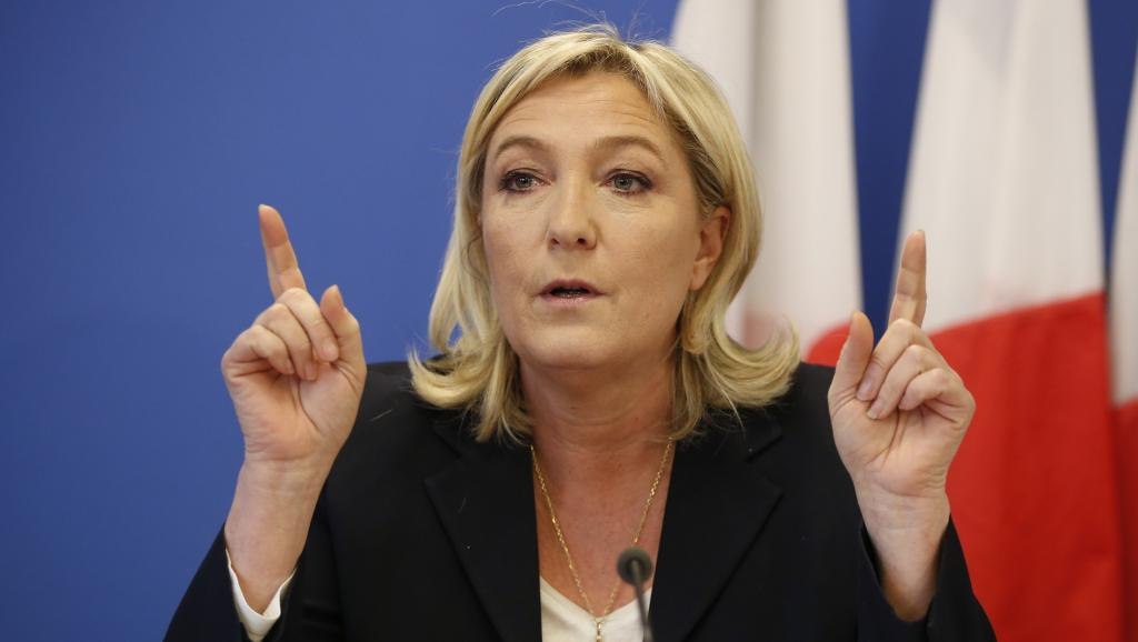 Вольная нация: кого Ле Пен пообещала лишать гражданства Франции