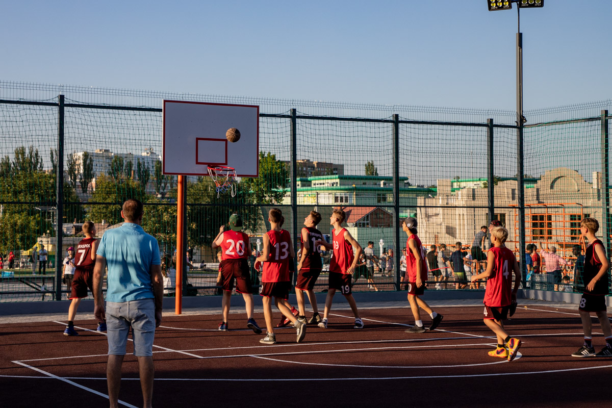 Спортплощадки в Екатерининском парке: бесплатно или за деньги | Новости  Приднестровья