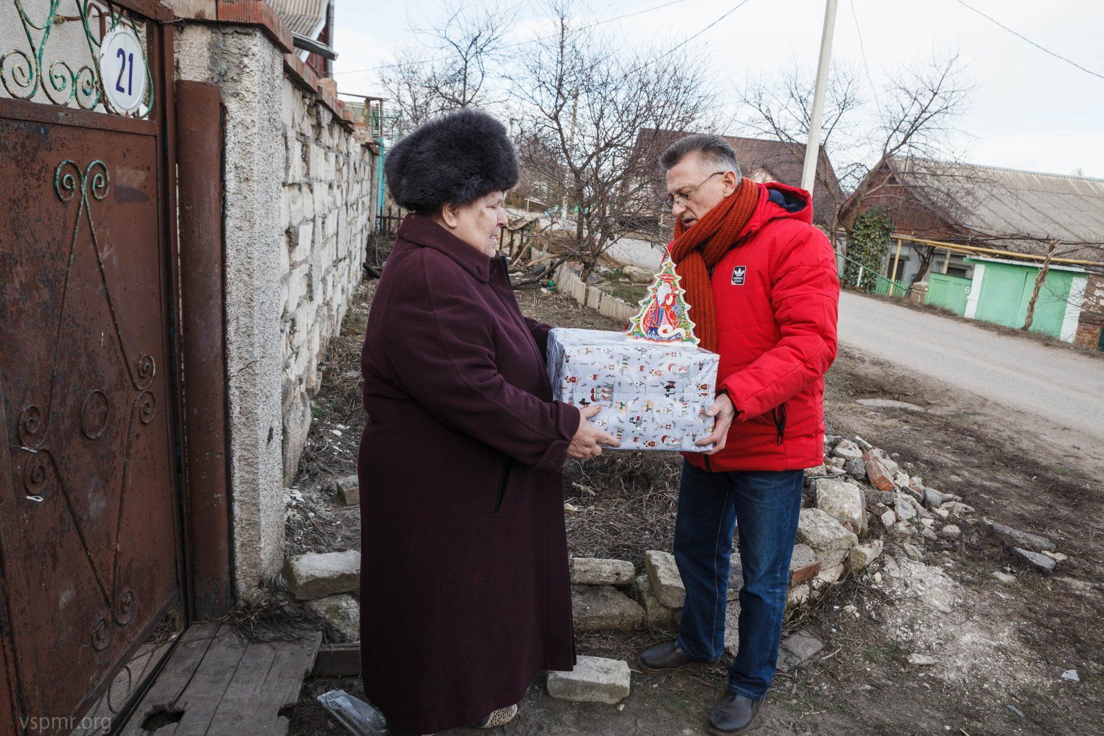 Депутат Верховного Совета поздравил жителей микрорайона Кировского с  Крещением | Новости Приднестровья