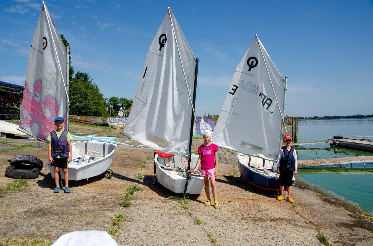 Парусное вооружение sailboat Optimist