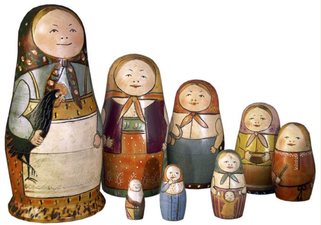 Приднестровская матрёшка: художница из Приднестровья создает  русские народные игрушки