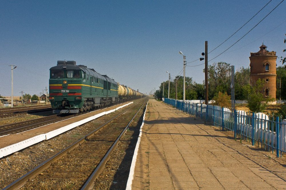 Эльтон палласовка. ЖД станция Эльтон. Эльтон поселок. Палласовка Волгоградская Эльтон. Эльтон станция поселок.