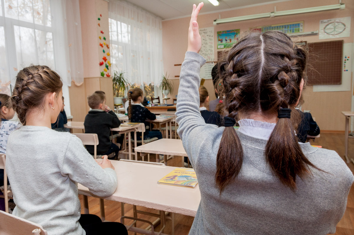 Почему современные школьники. Какой современный ученик. Современные школьники цвета волосы фото. 10 Проблем современного школьника.