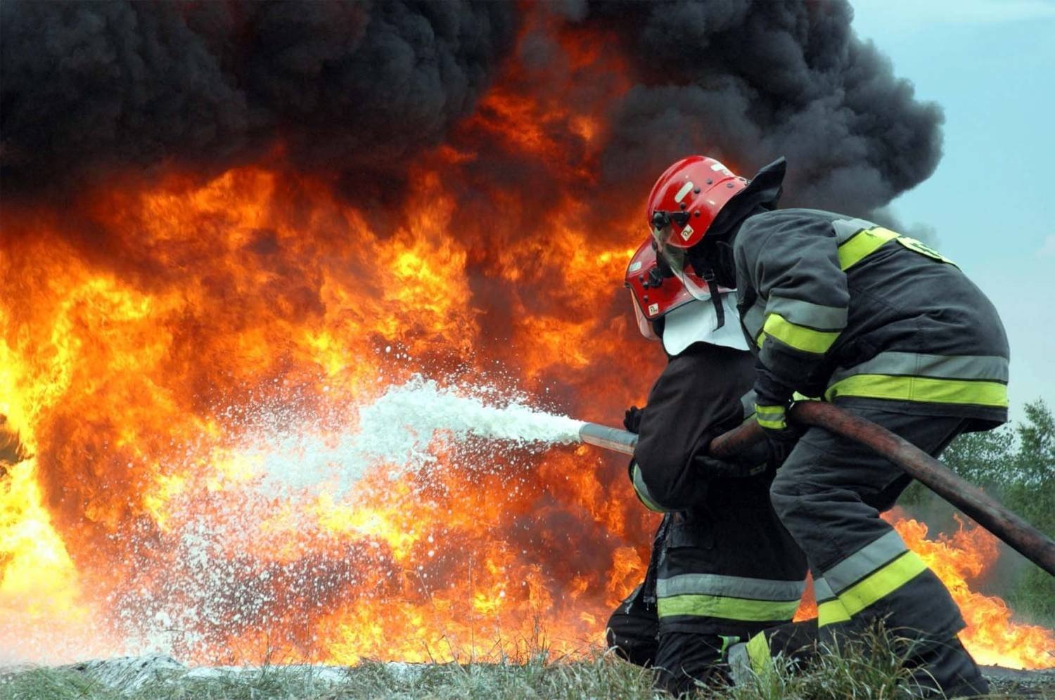 В Слободзее сгорели веранда и крыша нежилого дома | Новости Приднестровья