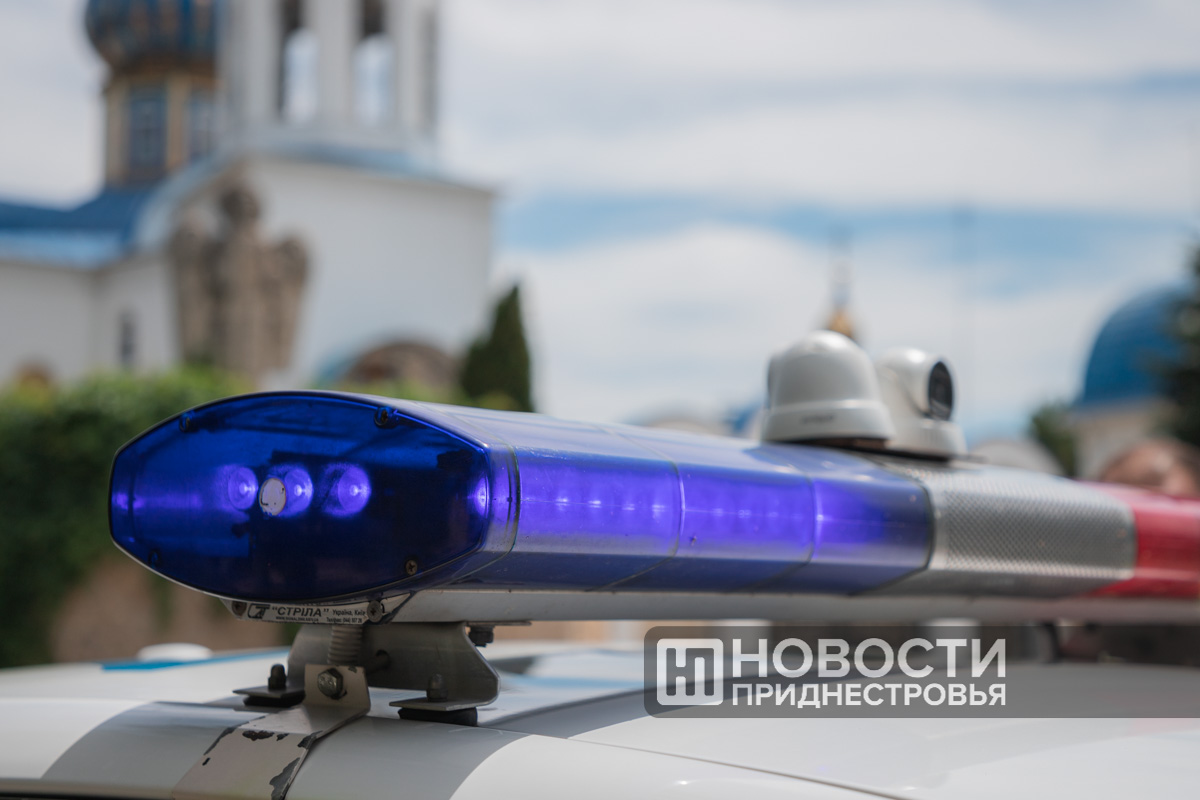 В Днестровске 15-летний подросток обокрал два автомобиля | Новости  Приднестровья