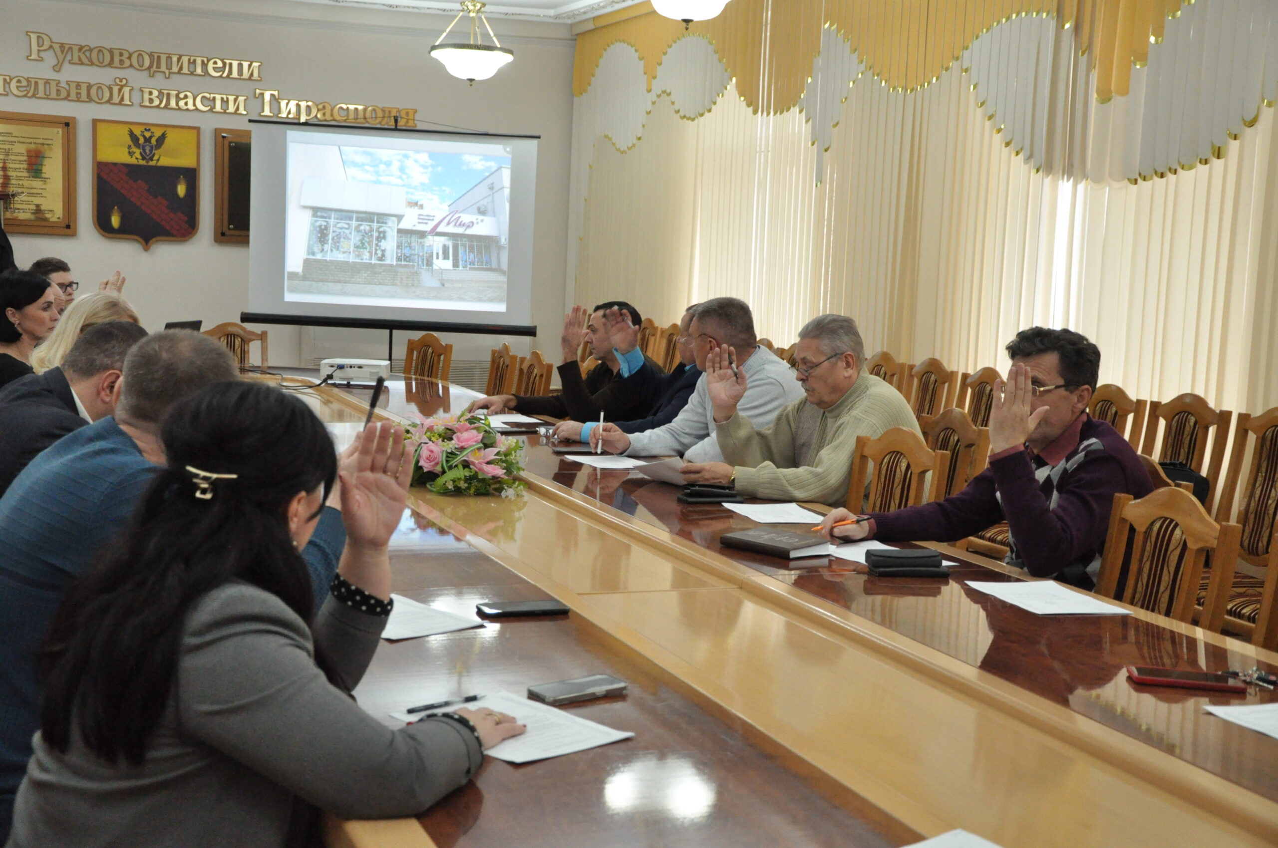 В Тирасполе подвели итоги городского этапа конкурса на лучшее новогоднее  оформление | Новости Приднестровья