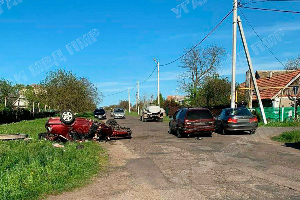 Во Владимировке произошло ДТП с участием трёх машин | Новости Приднестровья