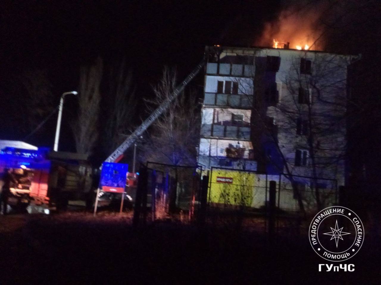 Пожар в столичной пятиэтажке тушили несколько часов | Новости Приднестровья