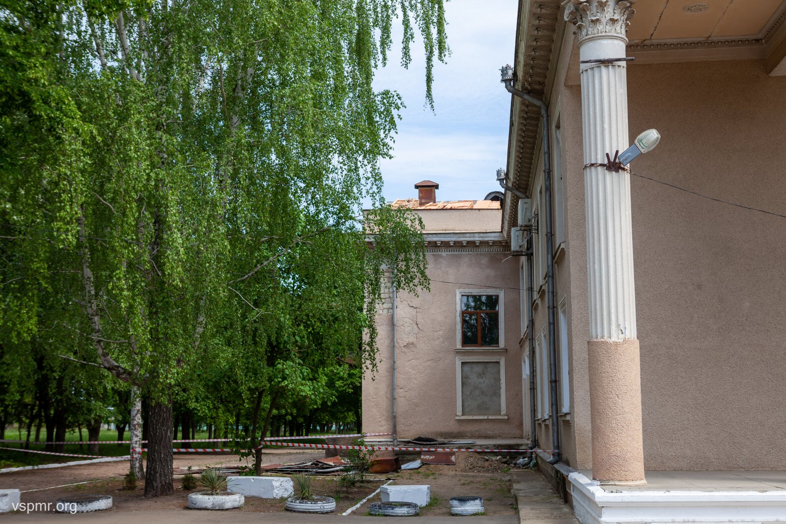 В Доме культуры села Кицканы меняют кровлю | Новости Приднестровья