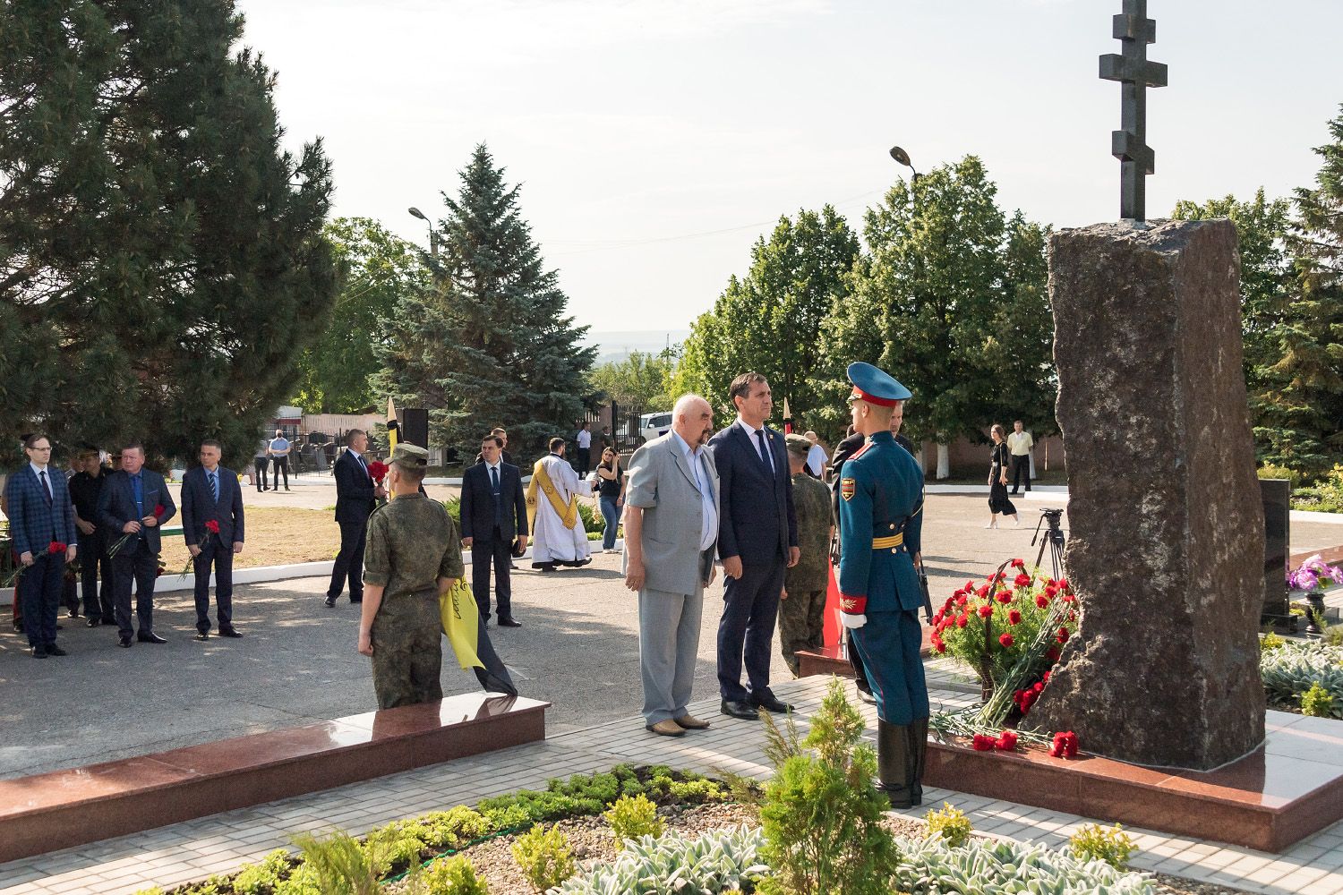 Что сейчас происходит на борисовском кладбище. Борисовское кладбище Бендеры. Борисовское кладбище ПМР. Бендерское кладбище. Бендерский некрополь.