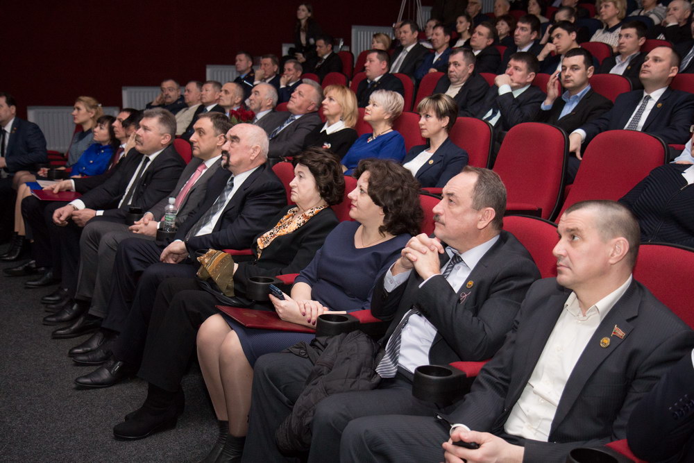 Городской совет народных. Бендерский городской совет народных депутатов.