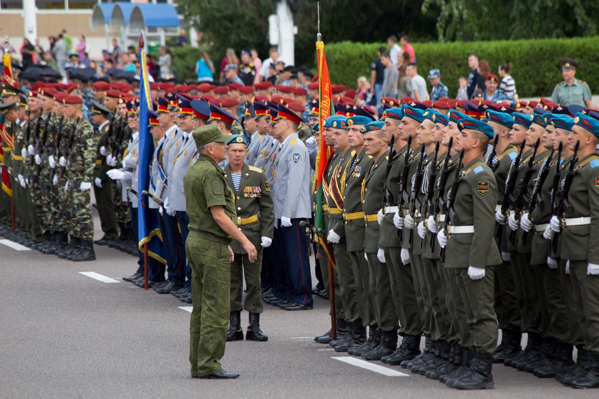 Парад ПМР. Приднестровье парад. Парад Тирасполь. Подготовка к параду Тирасполь.