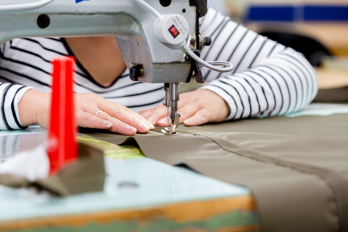 Сайт швейника. Швейная промышленность. Швейная промышленность ПМР. Швейник. Технолог легкой промышленности.