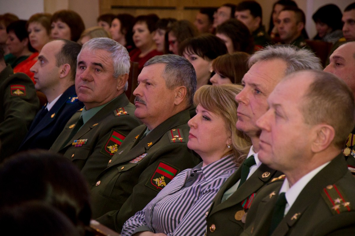 Создание военных. Военный комиссар Петродворцового района. Уланов военный комиссар Химки. Котельнич военный комиссар. Военный комиссар Переславль Залесский Авдейчик.