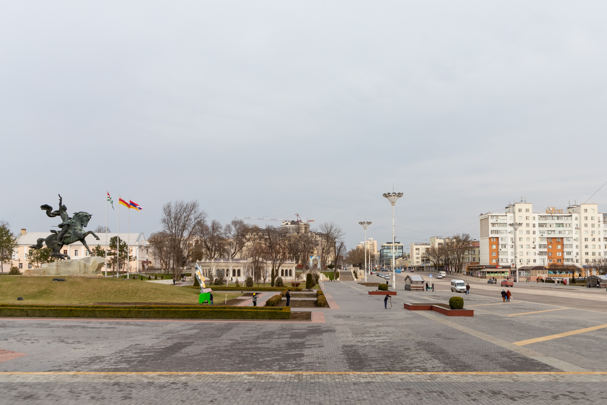 Тирасполь фото сквер Авиаторов. Синоптик Тирасполь. Тирасполь сквер Авиаторов вечер фото. Тирасполь сквер Авиаторов сейчас красивые фото.