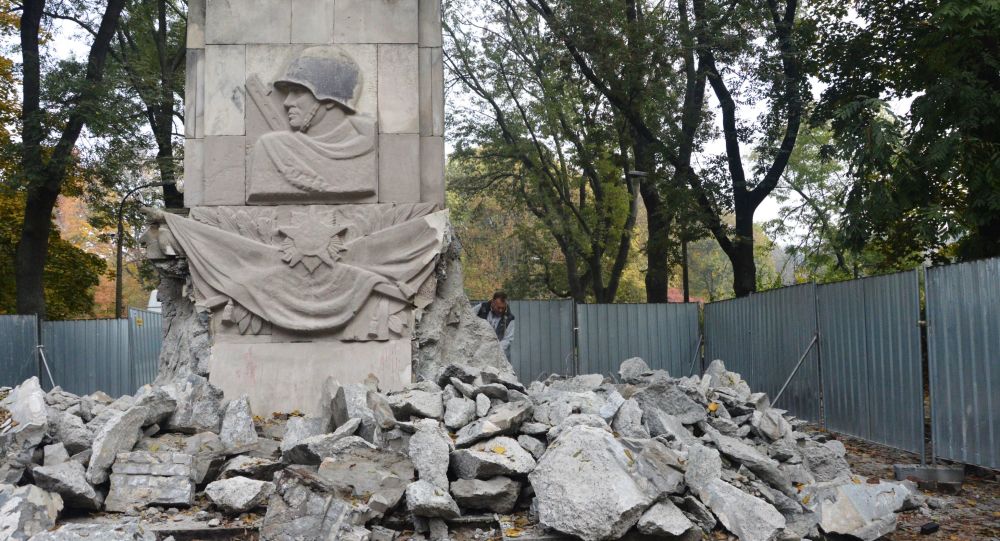 В Польше за 20 лет уничтожили сотни советских памятников | Новости  Приднестровья