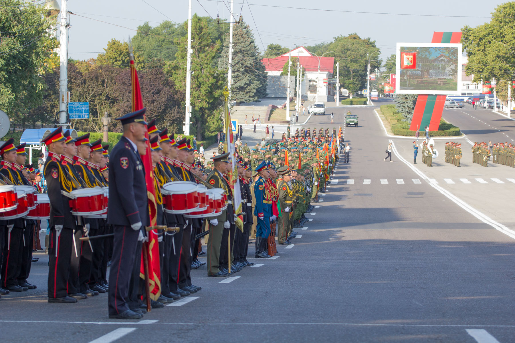 28 республик. Приднестровье 2 сентября. 2 Сентября день Республики ПМР. Традиции ПМР. День Республики в ПМР Тирасполь.