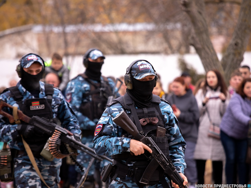 День собр. День специального отряда быстрого реагирования МВД РФ (СОБР, ОМСН). СОБР спецподразделение Приднестровья. СОБР Днестр Тирасполь. СОБР ПМР блокпост.