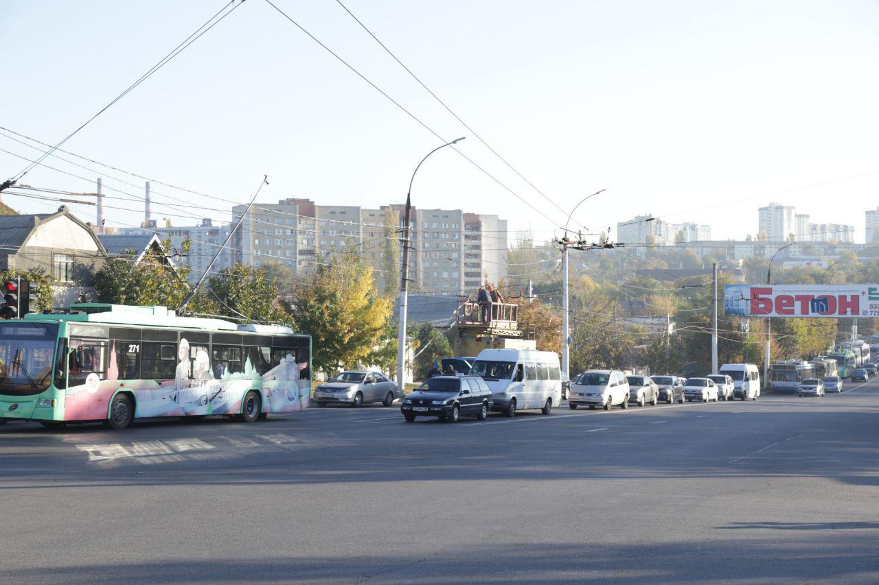 В Тирасполе на балке произошел обрыв троллейбусной линии | Новости  Приднестровья