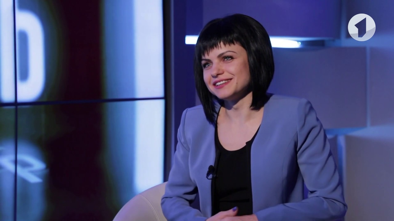 О синдроме отличницы, тайне денег и жизни с актером – вице-премьер Татьяна Кирова – 02/03/19