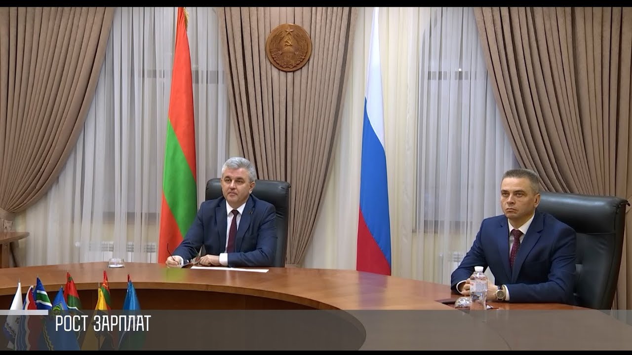 Рост зарплат у медиков, освещение дорог и питание в детских садах. Задачи от Президента на 2024-й