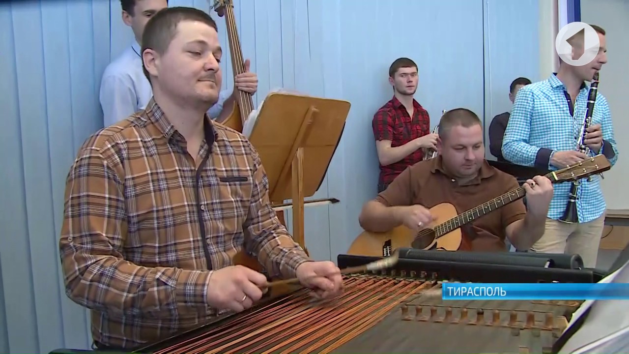 Подготовка к концерту памяти Виктора Цоя