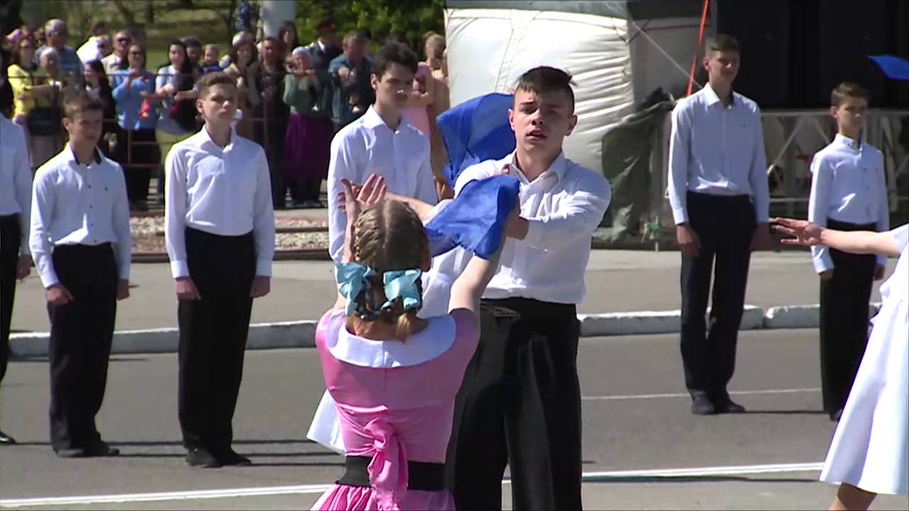 70-летие Победы - церемония возложения цветов на Мемориал Славы