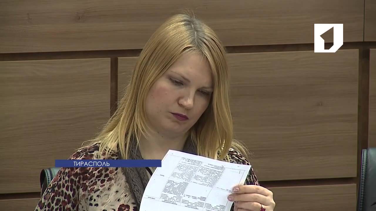 Депутаты запретили СМИ снимать и фотографировать свою работу