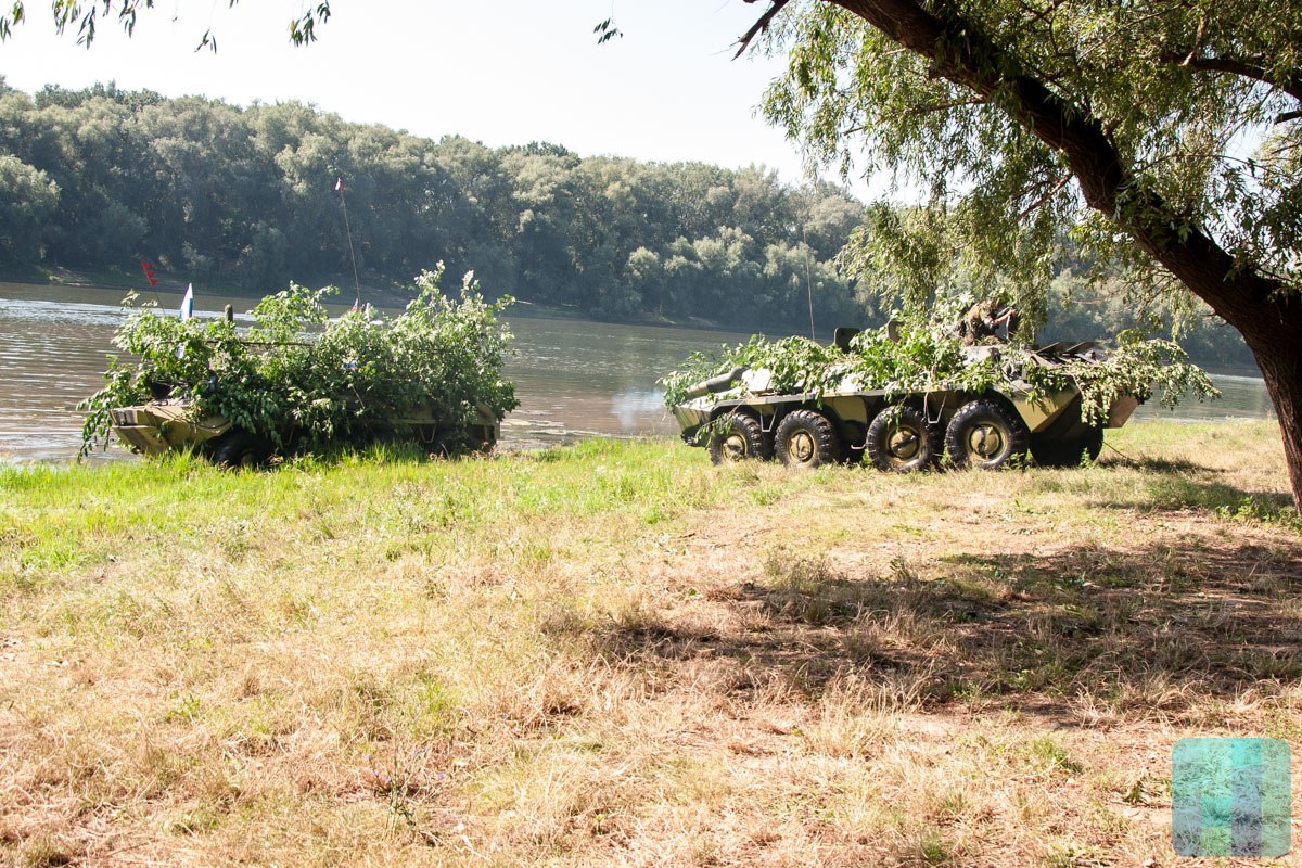Tensiune la Nistru: Militari ruși, pregătiți să treacă râul