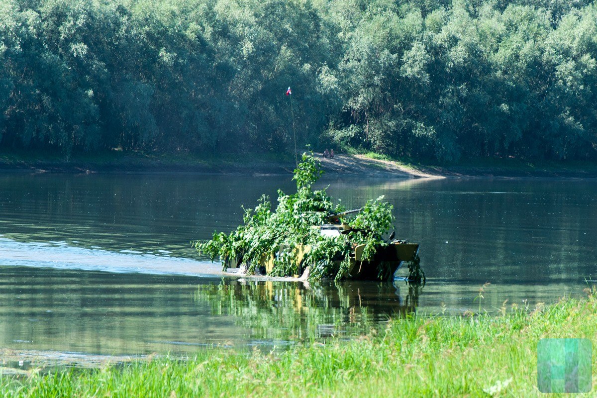 Tensiune la Nistru: Militari ruși, pregătiți să treacă râul