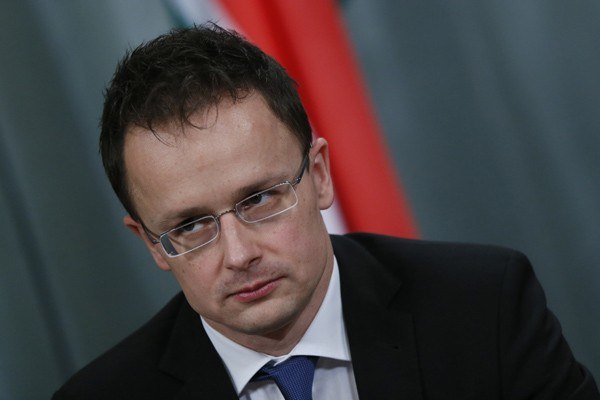 Венгрия считает украинский закон об образовании «ударом в спину» Венгрия считает украинский закон об образовании «ударом в спину»