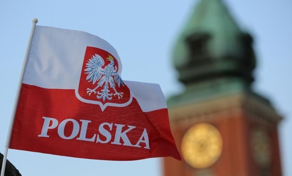 ЕК пригрозила Польше санкциями из-за судебной реформы