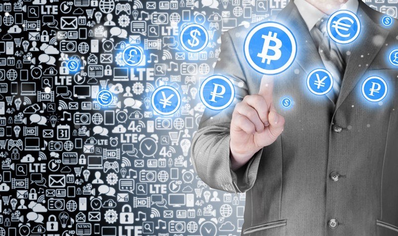 Курс криптовалюты Bitcoin упал ниже 4 тыс. долл. и продолжает понижаться (ИНФОГРАФИКА) Курс криптовалюты Bitcoin упал ниже 4 тыс. долл. и продолжает понижаться (ИНФОГРАФИКА)