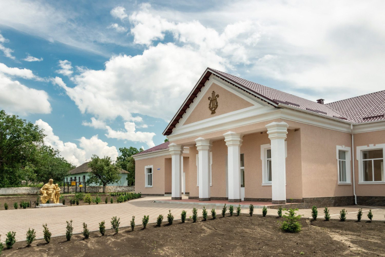 Дом культуры с.Катериновка уже после ремонта.