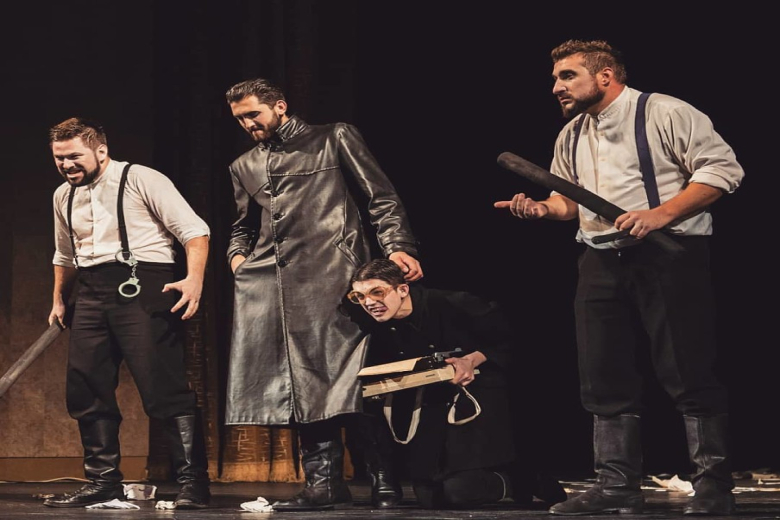  Спектакль "Смерть Тарелкина"