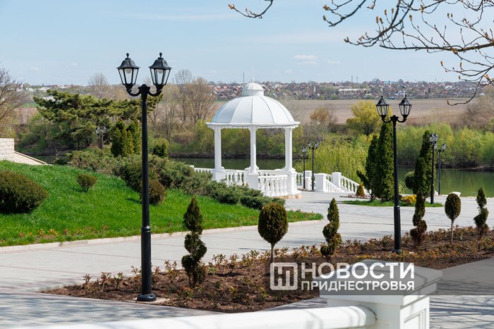 Глава Бендер Роман Иванченко провел совещание по благоустройству и озеленению