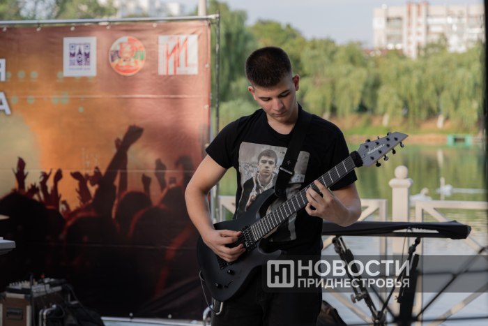 В центре Тирасполя состоялся рок-концерт