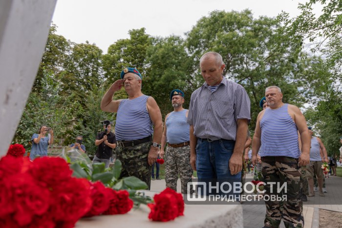 «Никто, кроме нас!». В Приднестровье отмечают День Воздушно-десантных войск 