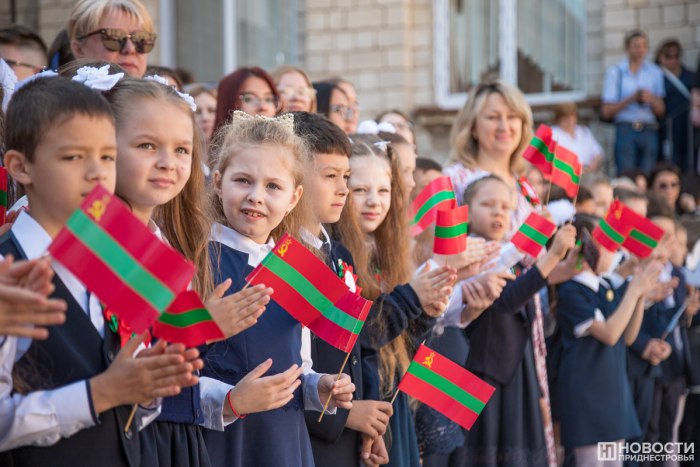 В Приднестровье готовятся к Последнему звонку, Дню защиты детей и выпускным вечерам