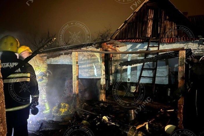 В Терновке пожарные предотвратили возгорание частного дома