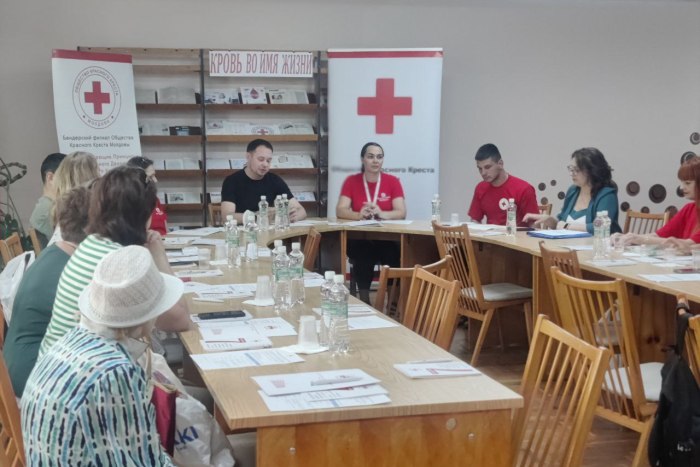 Волонтёры в Бендерах провели акцию для популяризации донорства крови