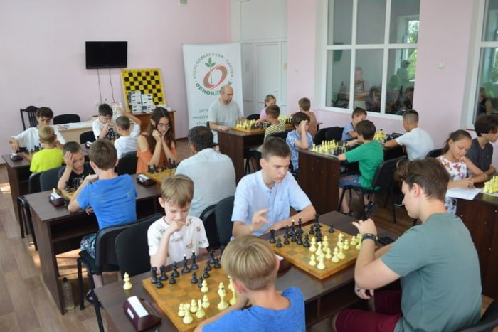 Турнир по блицу устроили в Тирасполе к Международному дню шахмат
