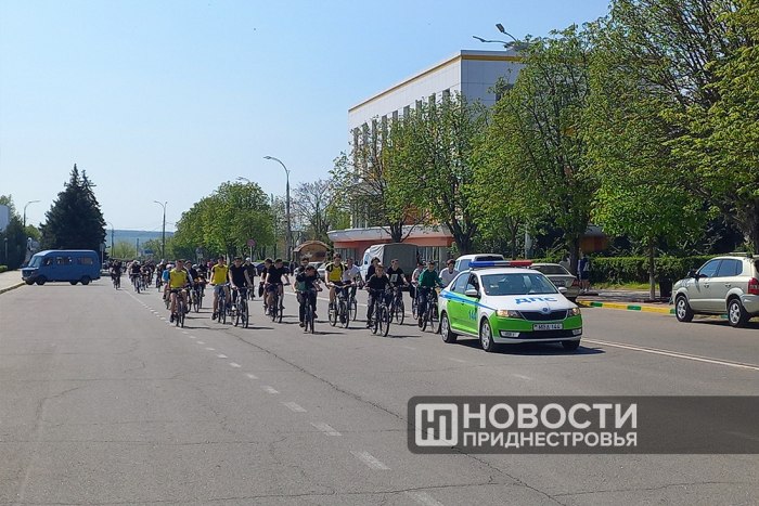 В Дубоссарах к 80-й годовщине освобождения города состоялся велопробег