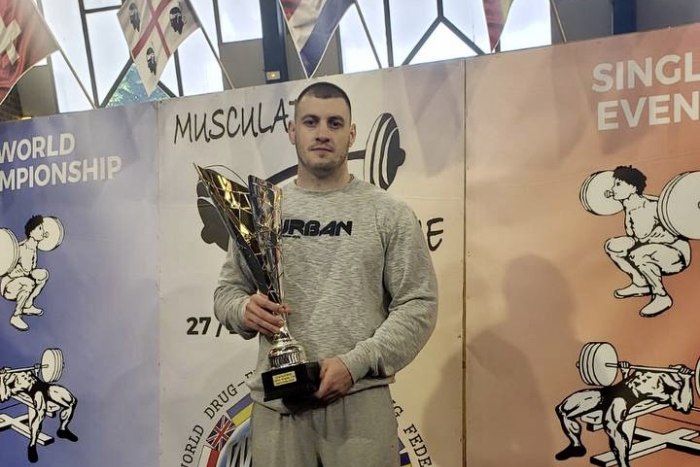 Андрей Сенькив – чемпион мира по пауэрлифтингу